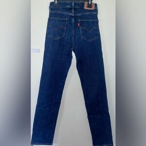 Levis 724 High Rise Slim Straight Women’s Jeans Size 25